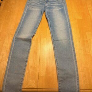 American Eagle Outfitters Jeggings 6L  NWT